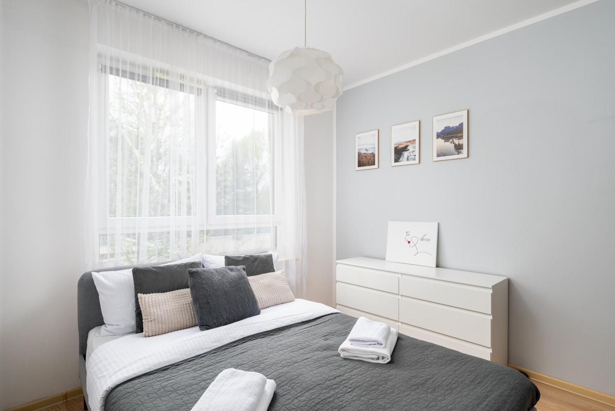 Aleja Krakowska Comfy Apartment Warsaw Exterior photo